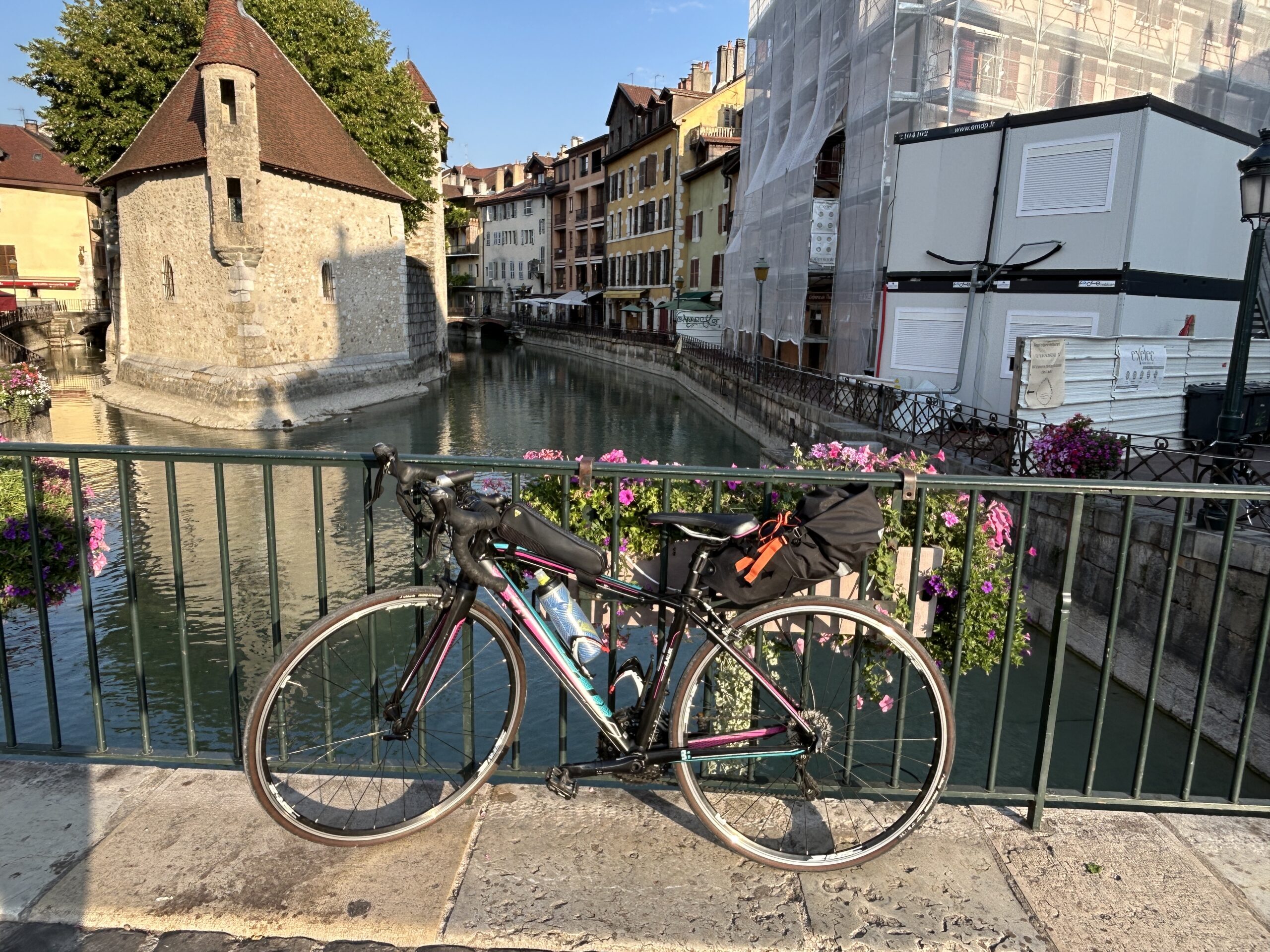 Bike along Thiou canal Annecy